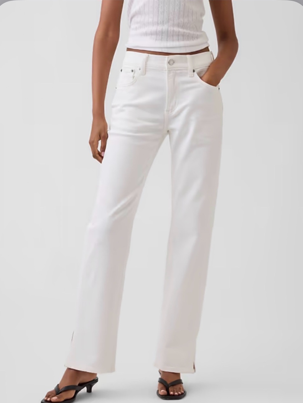 Gap mid-rise loose cut split hem White Jeans